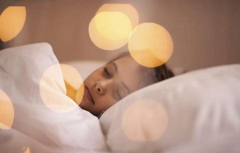 睡前喝一杯羊奶有助于睡眠嗎？